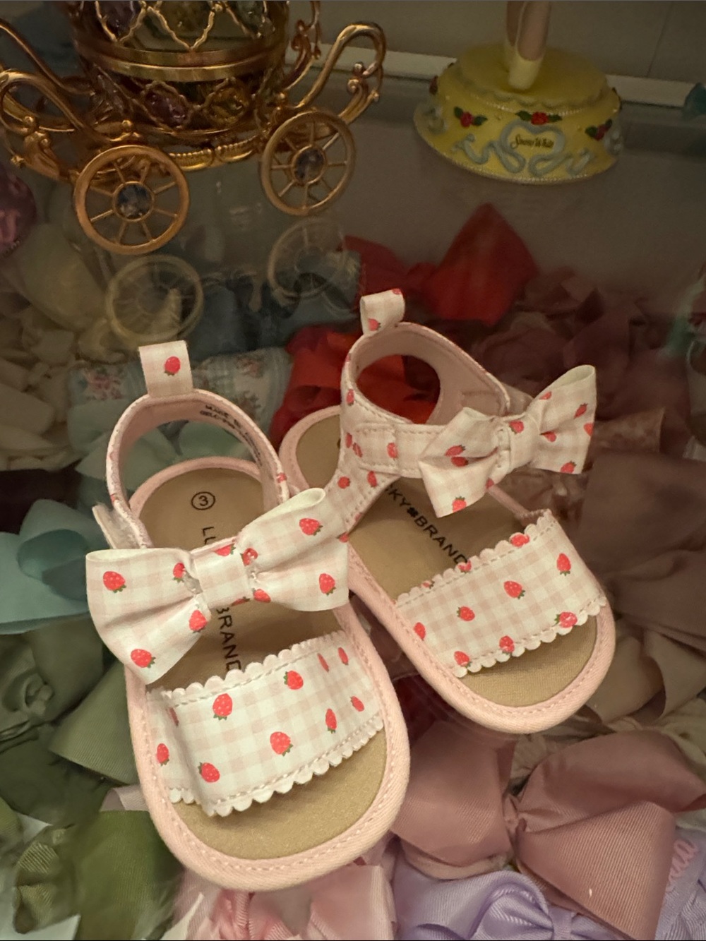 Lucky Brand Girls Pink Strawberry Bow Sandals